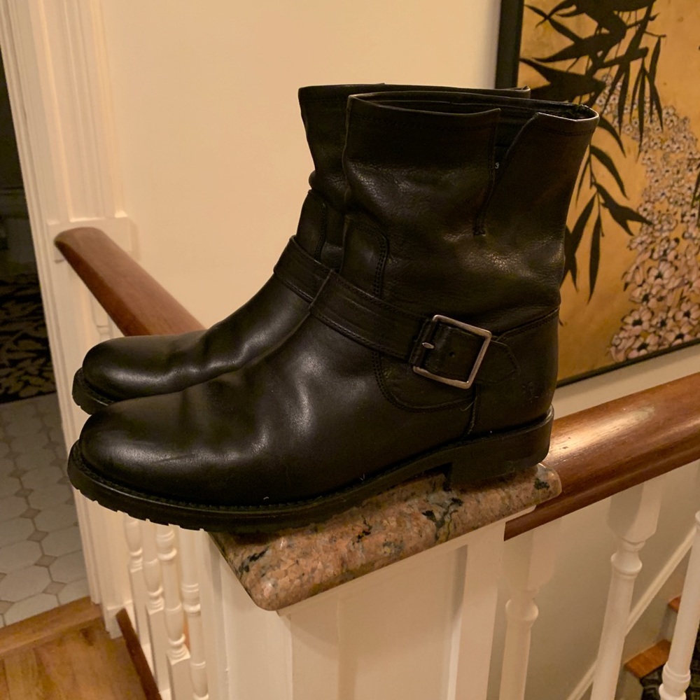 Frye Natalie Short Boot WORN ONCE